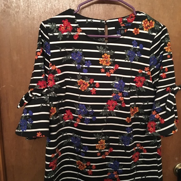 Tops - Ladies Top
